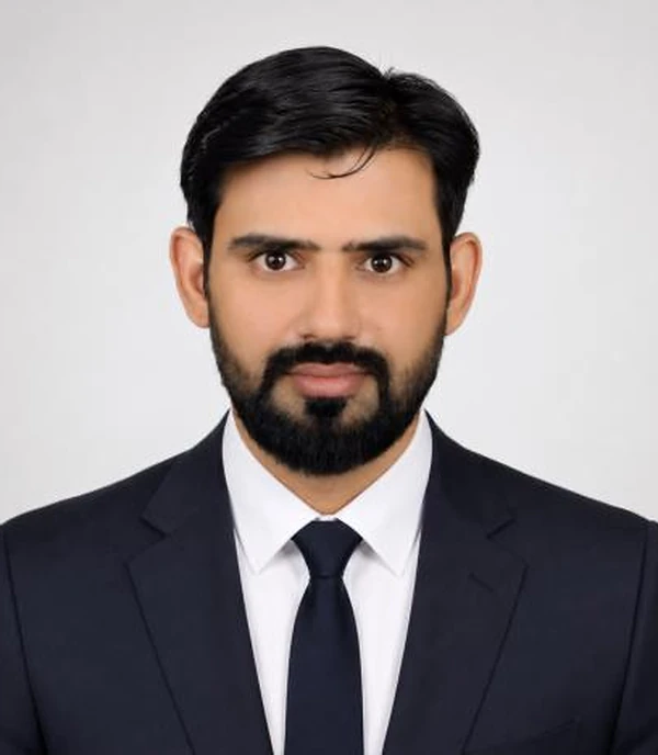 Mian Zahid Ali, Sales Director